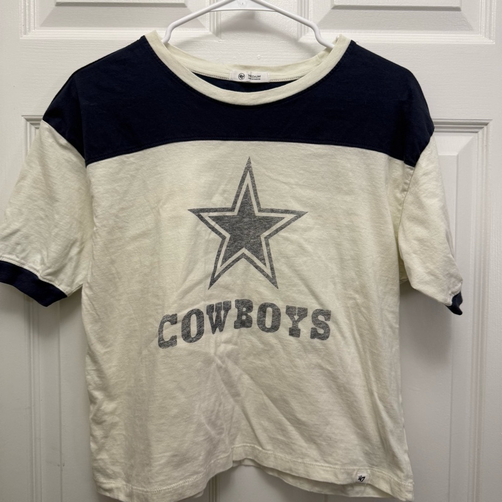 Dallas Cowboys women’s crop top Shirt - Navy and White 47 brand